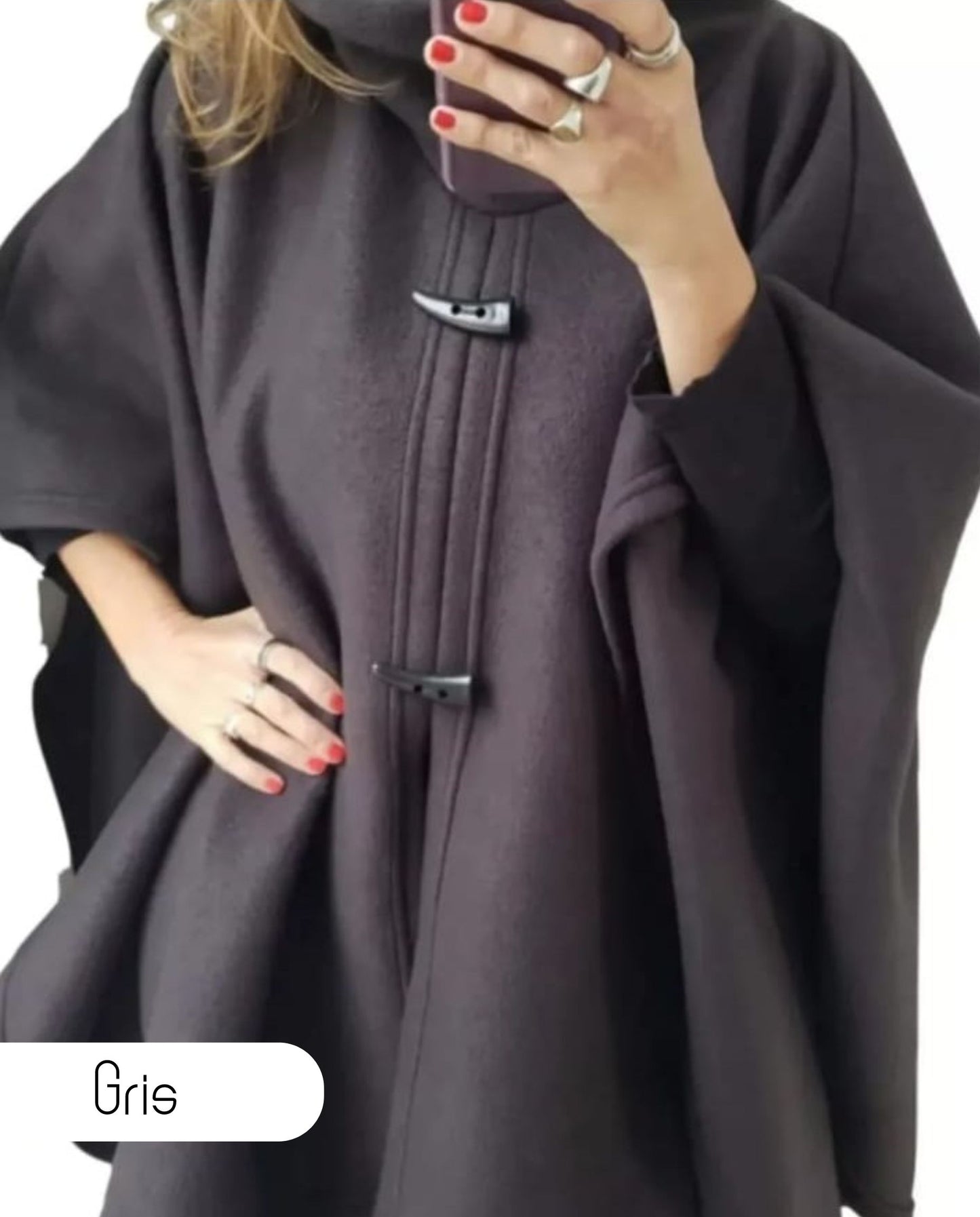 Poncho Over Polar · Promo 2x1